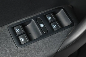 Седан Volkswagen Polo 2017 года, 1369000 рублей, Тюмень