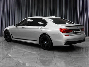 Седан BMW 7 серия 2018 года, 4240000 рублей, Тюмень