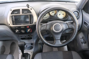 Внедорожник Toyota RAV4 2000 года, 689000 рублей, Омск