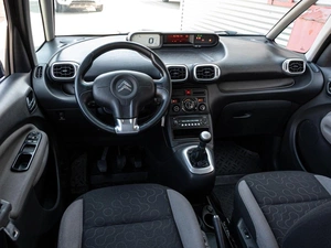 Минивэн Citroen C3 Picasso 2010 года, 645000 рублей, Краснодар