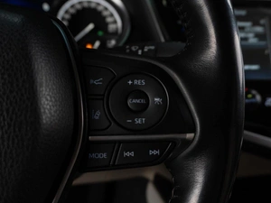 Седан Toyota Camry 2021 года, 2949000 рублей, Тюмень