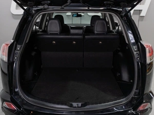 Внедорожник Toyota RAV4 2018 года, 2679000 рублей, Тюмень