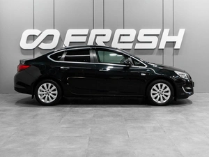 Седан Opel Astra 2013 года, 649000 рублей, Тюмень