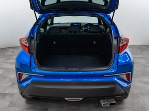 Внедорожник Toyota C-HR 2016 года, 1920000 рублей, Красноярск