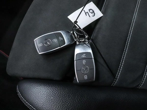 Седан Mercedes-benz C-класс 2019 года, 3150000 рублей, Красноярск