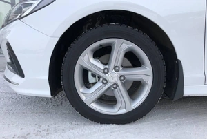 Седан Hyundai Sonata 2017 года, 1890000 рублей, Солонцы