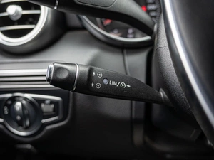 Седан Mercedes-benz C-класс 2017 года, 2580000 рублей, Краснодар