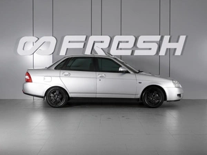 Седан ВАЗ (LADA) Priora 2011 года, 630000 рублей, Красный Пахарь