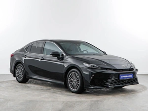 Седан Toyota Camry 2025 года, 4198999 рублей, Москва