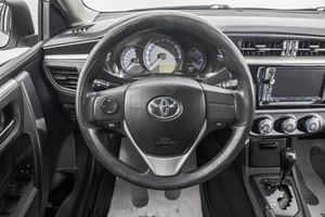 Седан Toyota Corolla 2013 года, 1329000 рублей, Барнаул