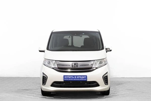 Минивэн Honda Stepwgn 2015 года, 1889000 рублей, Барнаул