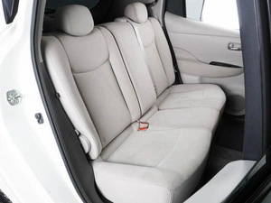 Хетчбэк Nissan Leaf 2012 года, 649000 рублей, Воронеж