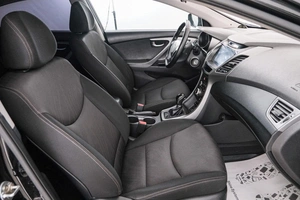 Седан Hyundai Elantra 2014 года, 1069000 рублей, Красноярск