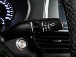 Седан Kia Optima 2019 года, 2047000 рублей, Воронеж