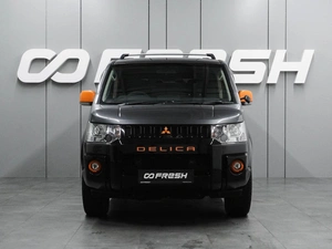 Минивэн Mitsubishi Delica D5 2018 года, 3270000 рублей, Воронеж
