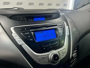 Седан Hyundai Avante 2011 года, 889000 рублей, Красноярск