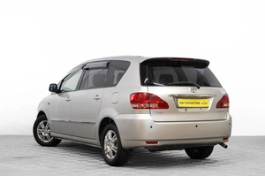 Минивэн Toyota Ipsum 2001 года, 759000 рублей, Барнаул
