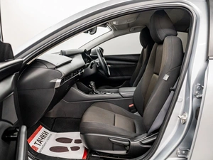 Седан Mazda 3 2019 года, 1575000 рублей, Красноярск