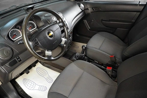 Седан Chevrolet Aveo 2010 года, 439000 рублей, Тюмень