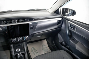 Седан Toyota Corolla 2014 года, 849000 рублей, Пермь
