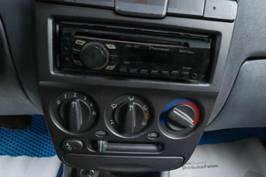 Седан Hyundai Accent 2004 года, 299000 рублей, Челябинск