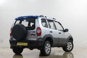 Внедорожник Chevrolet Niva 2010 года, 399000 рублей, Новокузнецк