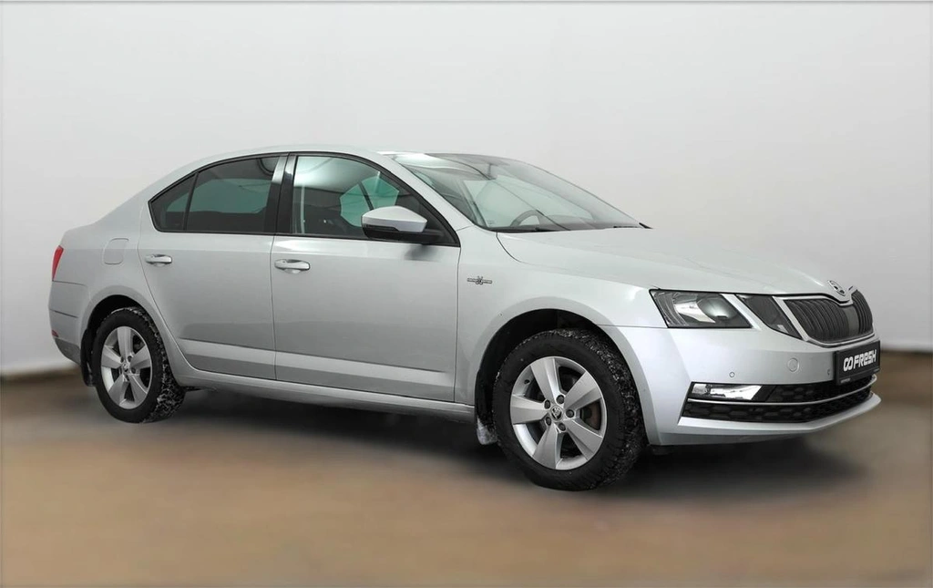 Лифтбек Skoda Octavia 2018 года, 1318000 рублей, Орёл
