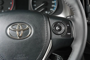 Внедорожник Toyota RAV4 2016 года, 2299000 рублей, Тюмень