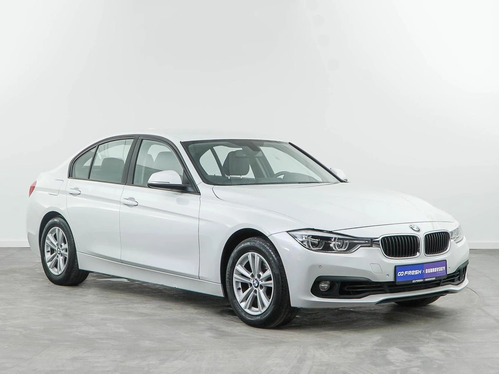 Седан BMW 3 серия 2018 года, 1849999 рублей, Москва