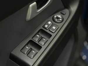 Внедорожник Kia Sportage 2012 года, 1277000 рублей, Красноярск