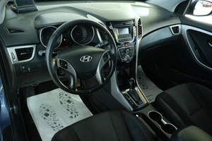 Хетчбэк Hyundai i30 2012 года, 949000 рублей, Омск
