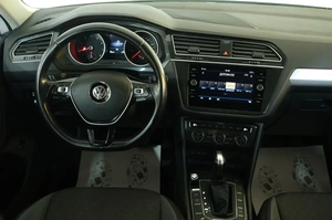 Внедорожник Volkswagen Tiguan 2020 года, 2789000 рублей, Омск