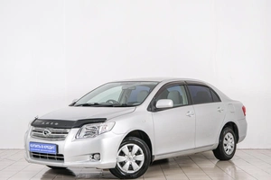 Седан Toyota Corolla Axio 2009 года, 699000 рублей, Красноярск