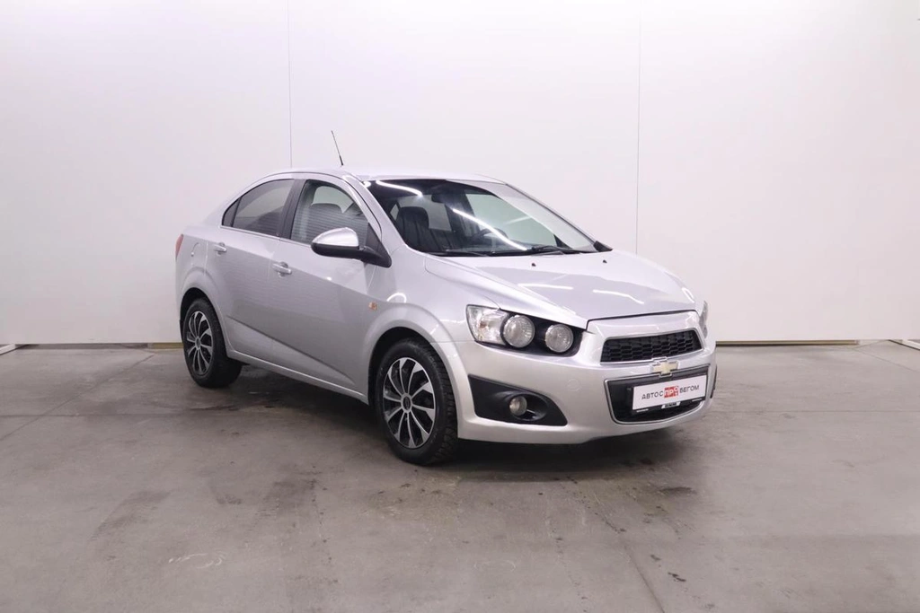 Седан Chevrolet Aveo 2012 года, 640000 рублей, Смоленск