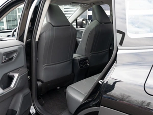 Внедорожник Toyota RAV4 2026 года, 5050000 рублей, Краснодар