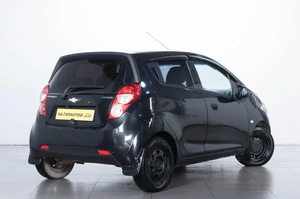 Хетчбэк Chevrolet Spark 2012 года, 669000 рублей, Челябинск