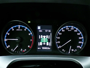 Внедорожник Toyota RAV4 2016 года, 2564700 рублей, Красноярск