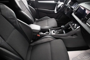 Внедорожник Skoda Karoq 2021 года, 2339000 рублей, Оренбург