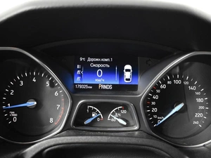 Хетчбэк Ford Focus 2015 года, 999900 рублей, Казань