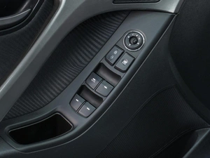 Седан Hyundai Elantra 2011 года, 1149000 рублей, Сургут