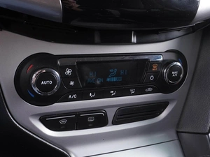 Хетчбэк Ford Focus 2013 года, 699000 рублей, Ростов-на-Дону