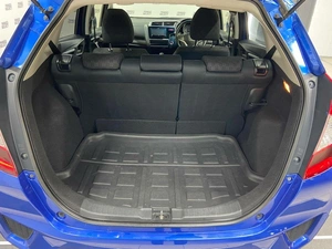 Хетчбэк Honda Fit 2015 года, 950000 рублей, Красноярск