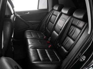 Внедорожник Volkswagen Tiguan 2009 года, 959000 рублей, Тюмень