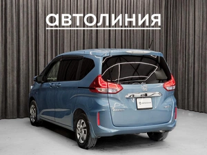 Минивэн Honda Freed 2017 года, 1325000 рублей, Красноярск