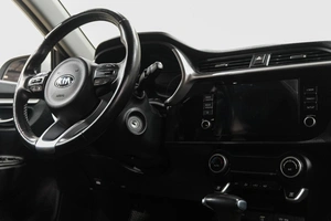 Седан Kia Rio 2020 года, 1459000 рублей, Новокузнецк