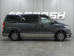 Минивэн Hyundai H-1 2021 года, 3535000 рублей, Воронеж