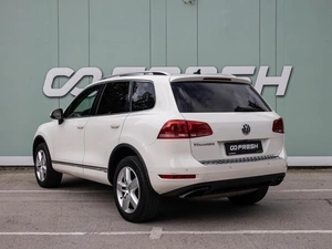 Внедорожник Volkswagen Touareg 2011 года, 2399000 рублей, Большой Сочи