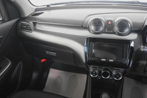 Хетчбэк Suzuki Swift 2019 года, 1019000 рублей, Кемерово