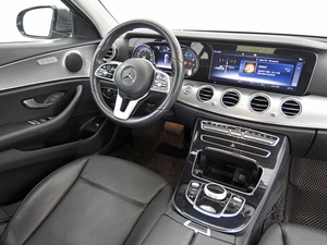 Седан Mercedes-benz E-класс 2019 года, 2999000 рублей, Орёл