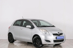 Хетчбэк Toyota Vitz 2010 года, 699000 рублей, Красноярск